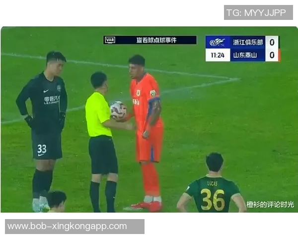 瓦科制造点球机会却被赵博扑出泰山与浙江依然战成平局